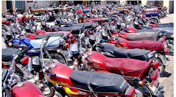 گاڑیوں اور موٹر سائیکلز کی رجسٹریشن فیس بڑھانے کا فیصلہ