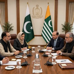 ajk leaders meet president — آزاد کشمیر کے رہنماؤں کی اسلام آباد میں صدر سے ملاقات