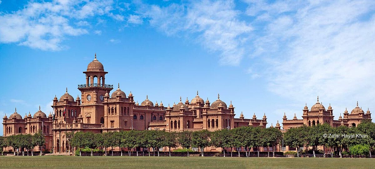 پشاور کا اسلامیہ کالج — kp governor rule column october 2026