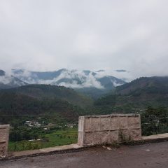 مظفرآباد کے پہاڑی علاقے — muzaffarabad encroachment کے خلاف ضلعی انتظامیہ کی کارروائی
