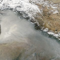 پاکستان پر سموگ کی ناسا سیٹلائٹ تصویر — lahore smog crisis پر کالم