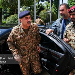 تہران میں ایرانی رہنماؤں سے ملاقات کے موقع پر فیلڈ مارشل عاصم منیر — asim munir tehran دورہ