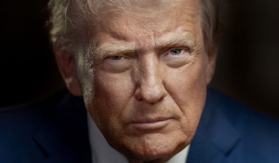 امریکی صدر ڈونلڈ ٹرمپ — trump iran war پر تازہ بیان سامنے آ گیا