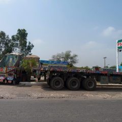 پی ایس او پٹرول پمپ — petrol rate کے تازہ نرخوں کے بعد پٹرول 377.71 روپے فی لیٹر
