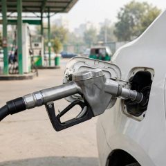 روزانہ پٹرول کی قیمتوں کا تعین — پٹرول پمپ کی علامتی تصویر